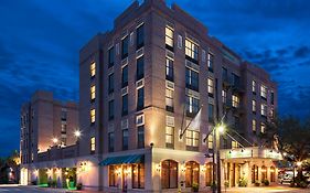 Holiday Inn Savannah Historic District